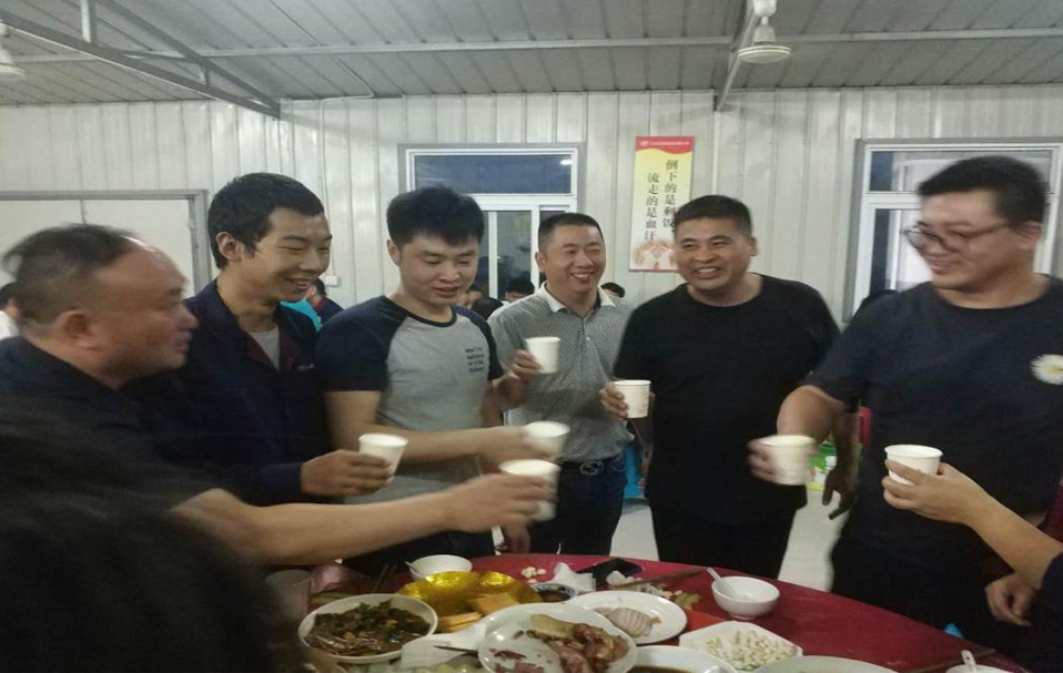 ˫��ͬ�� ����һ��